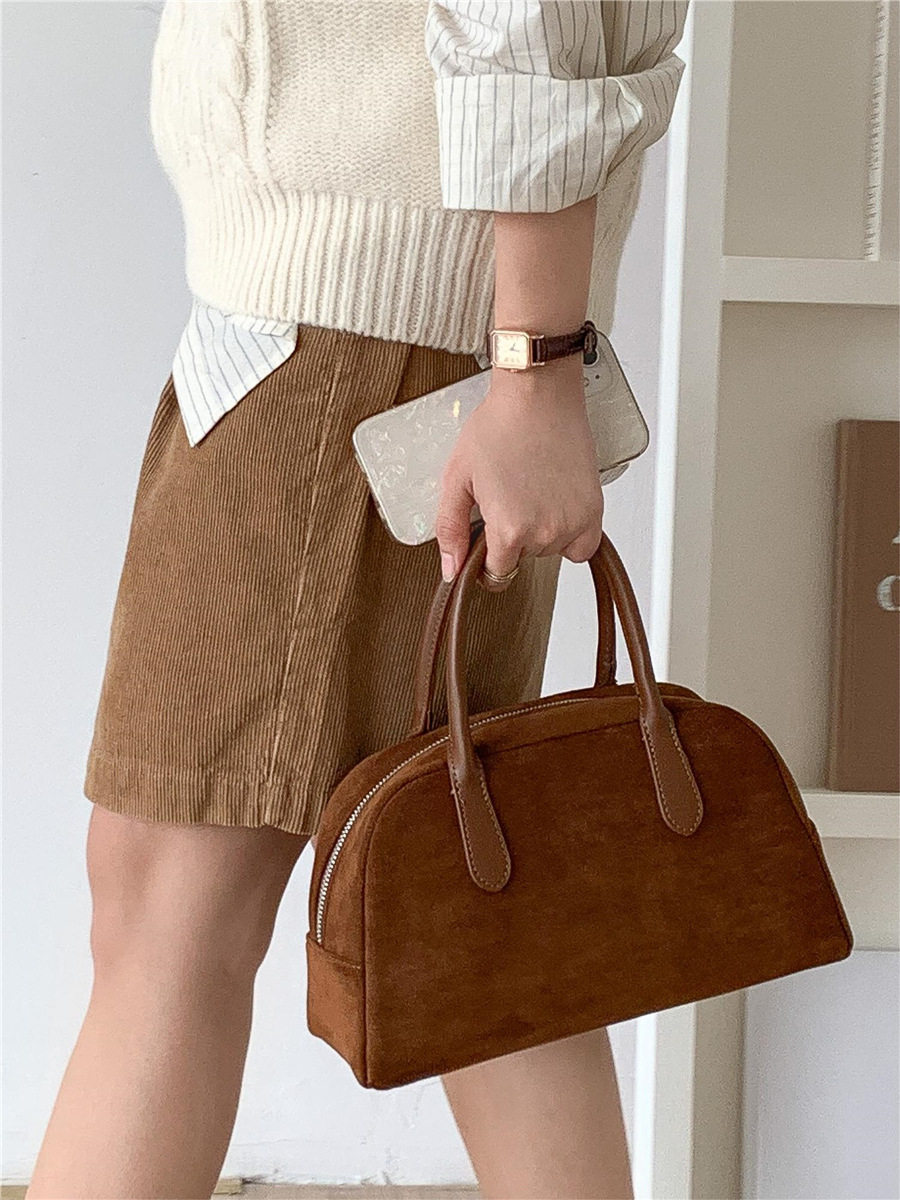 South Korea bag women's bag autumn and winter suede handbag women's large capacity niche retro plush hand carrying Boston bag