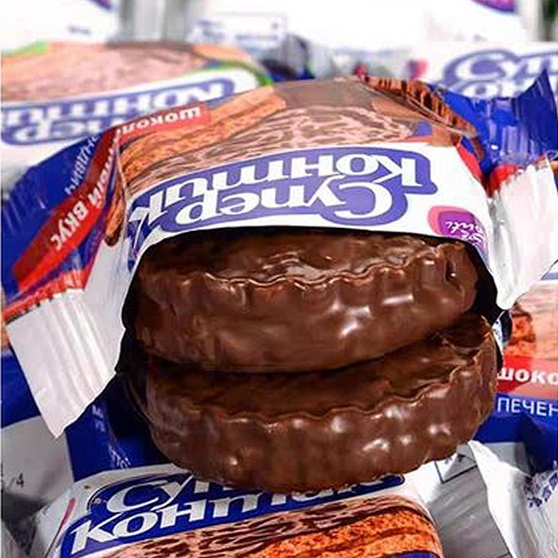 Wholesale Imported Kangji Chocolate Hazelnut Sandwich Snacks Office Meal Replacement Small Package Sandwich Biscuits in Bulk