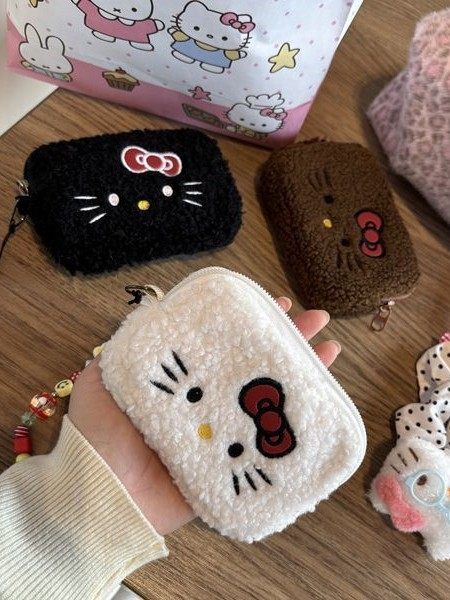 New Lamb Wool Embroidered Kitty Bag Ccd Cosmetics Bag Coin Purse Cosmetic Bag Cute Aunt Towel Bag