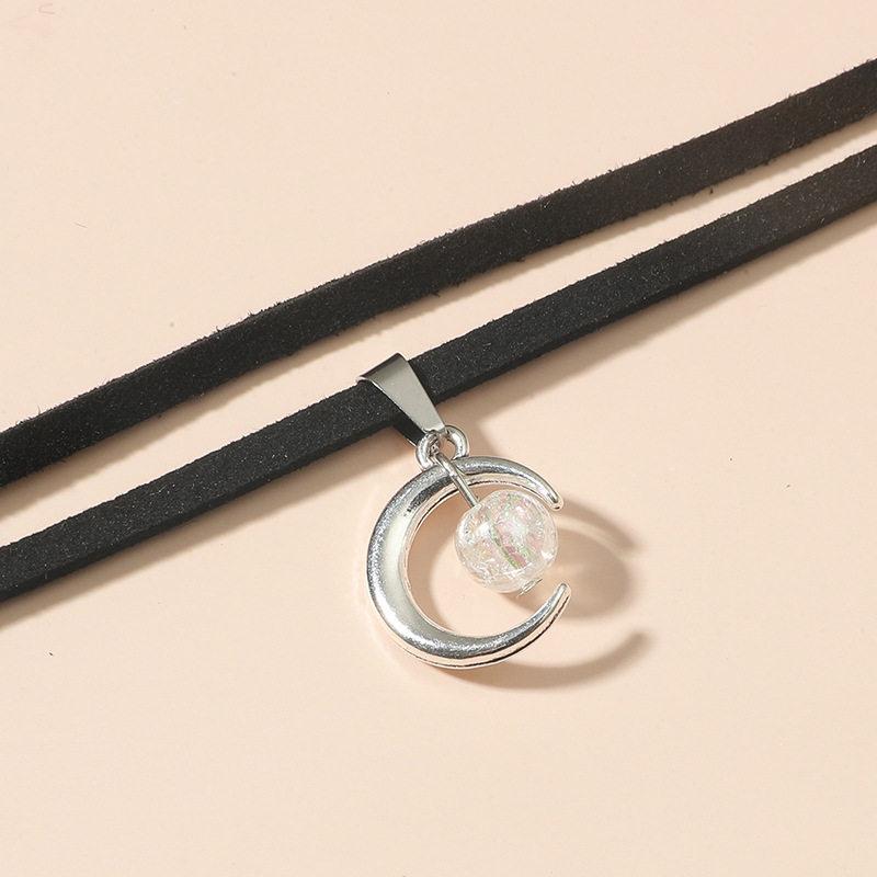 Korean style online celebrity girls' double-layer moon pendant necklace collar niche design fashion necklace in stock wholesale