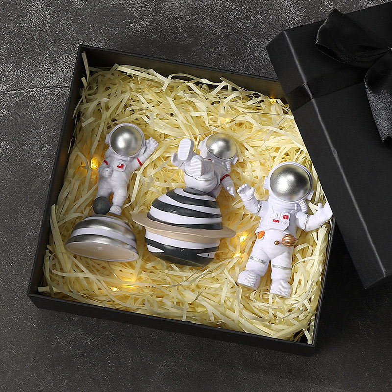 宇航员摆件小太空人模型树脂工艺品家居桌面装饰品情人节生日礼物