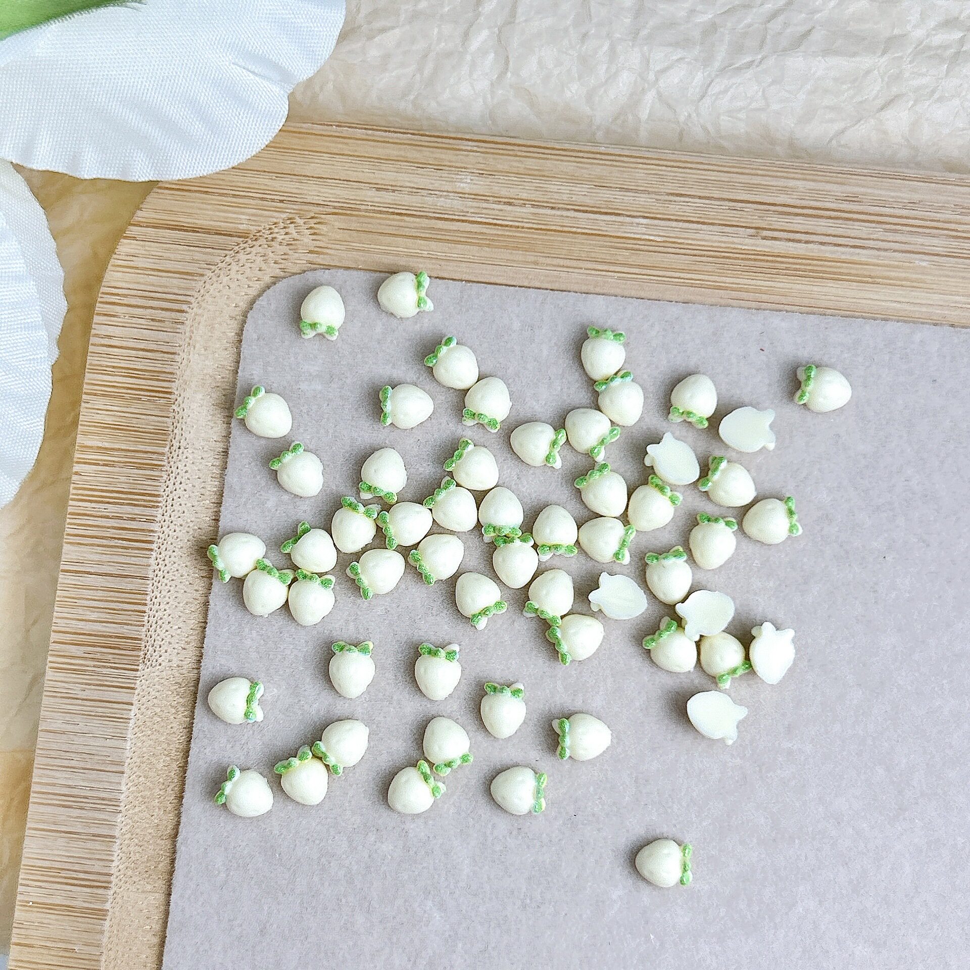 ライトグリーン 5×6mm