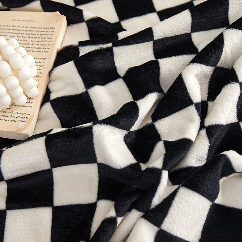 New Checkerboard Flannel Blanket Thickened Blanket Nap Blanket Foreign Trade Gift Blanket Wholesale