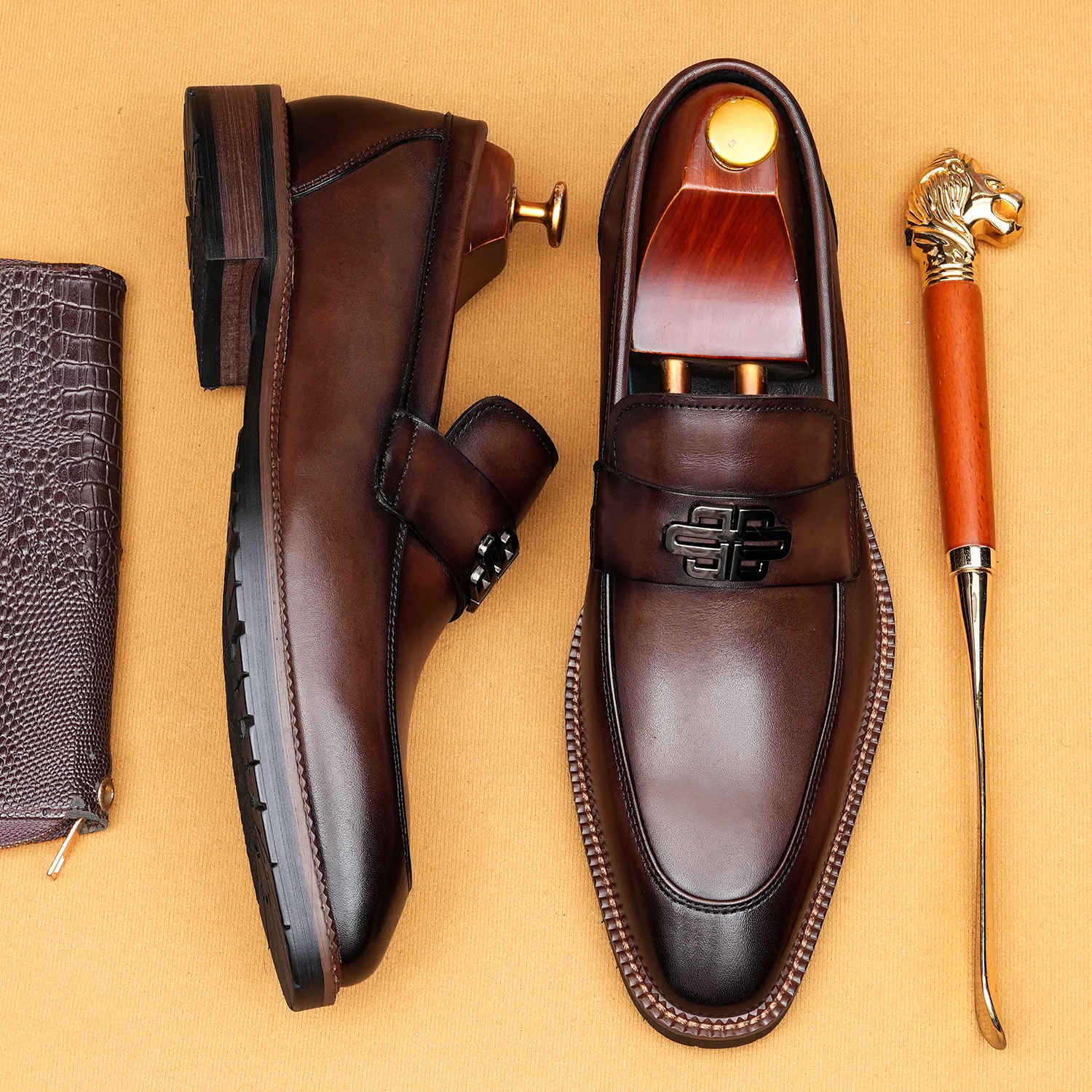 Giày Da Nam Chất Liệu Da Bò Mũi Nhọn Dùng Trong Lễ Cưới Ngày Cưới