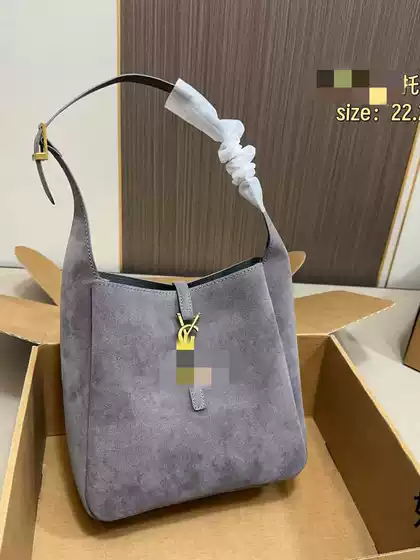 Genuine Leather Bucket Bag 2024 New Retro Nubuck Leather Large Capacity Commuter Armpit Bag High-End Shoulder Bag