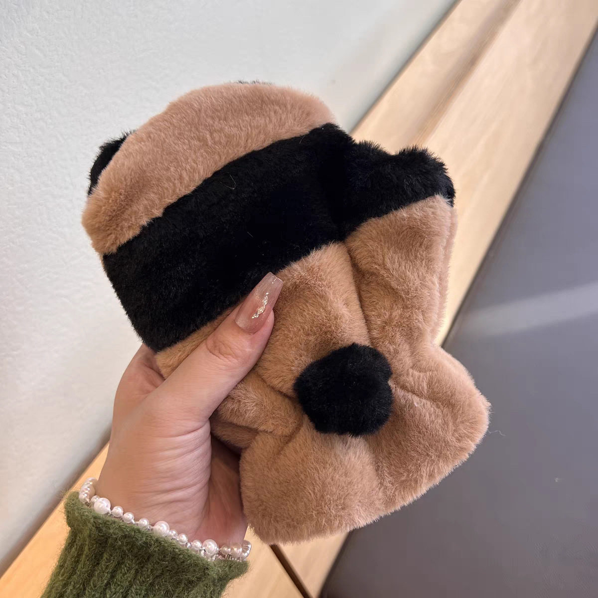 ブラック+コーヒー色