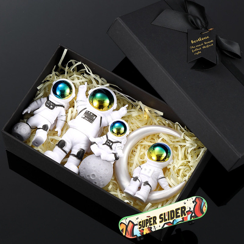 宇航员摆件小太空人模型树脂工艺品家居桌面装饰品情人节生日礼物