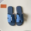 Light blue-palm print