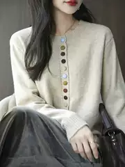 Design Sense Color Button Skin-friendly Velvet Knitted Cardigan Jacket Women's Retro Casual Sweater Autumn and Winter Outer Sweater Top New