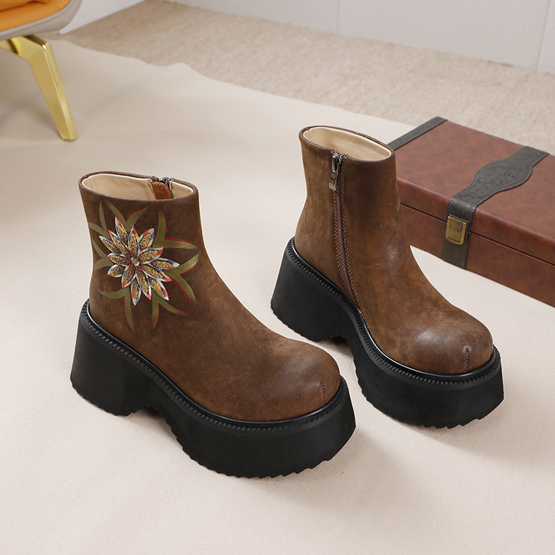 Boot nữ cổ thấp da bò thật thêu hoa gót cao — Màu cà phê, Màu đen