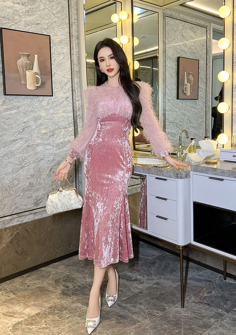 Đầm nữ dáng đuôi cá ôm eo tay phồng đính đá phối lông — Kem mơ, Hồng hoa hồng