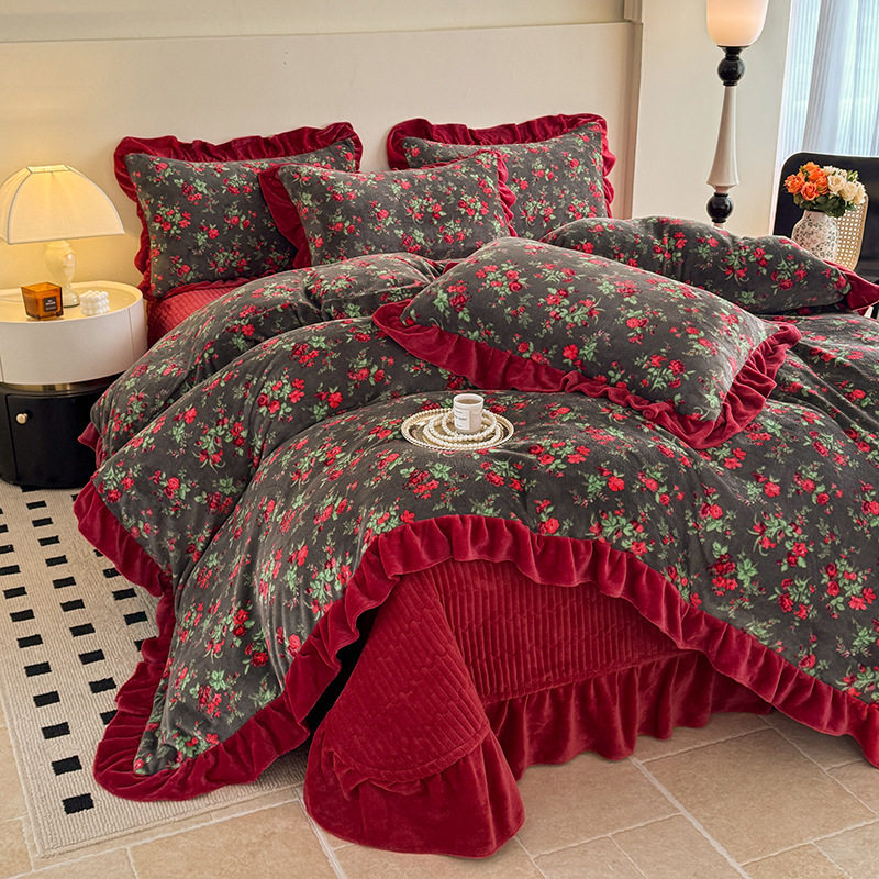 Milk Velvet Bed Cover Four-Piece Set Winter Warm Quilted Double-Sided Fleece-Lined Korean Style Lace French Velvet Double Four-Piece Set