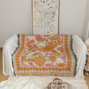 Warm European Style Flower Jacquard Cotton Tassel Sofa Blanket Camping Blanket Bed End Blanket Thick Blanket