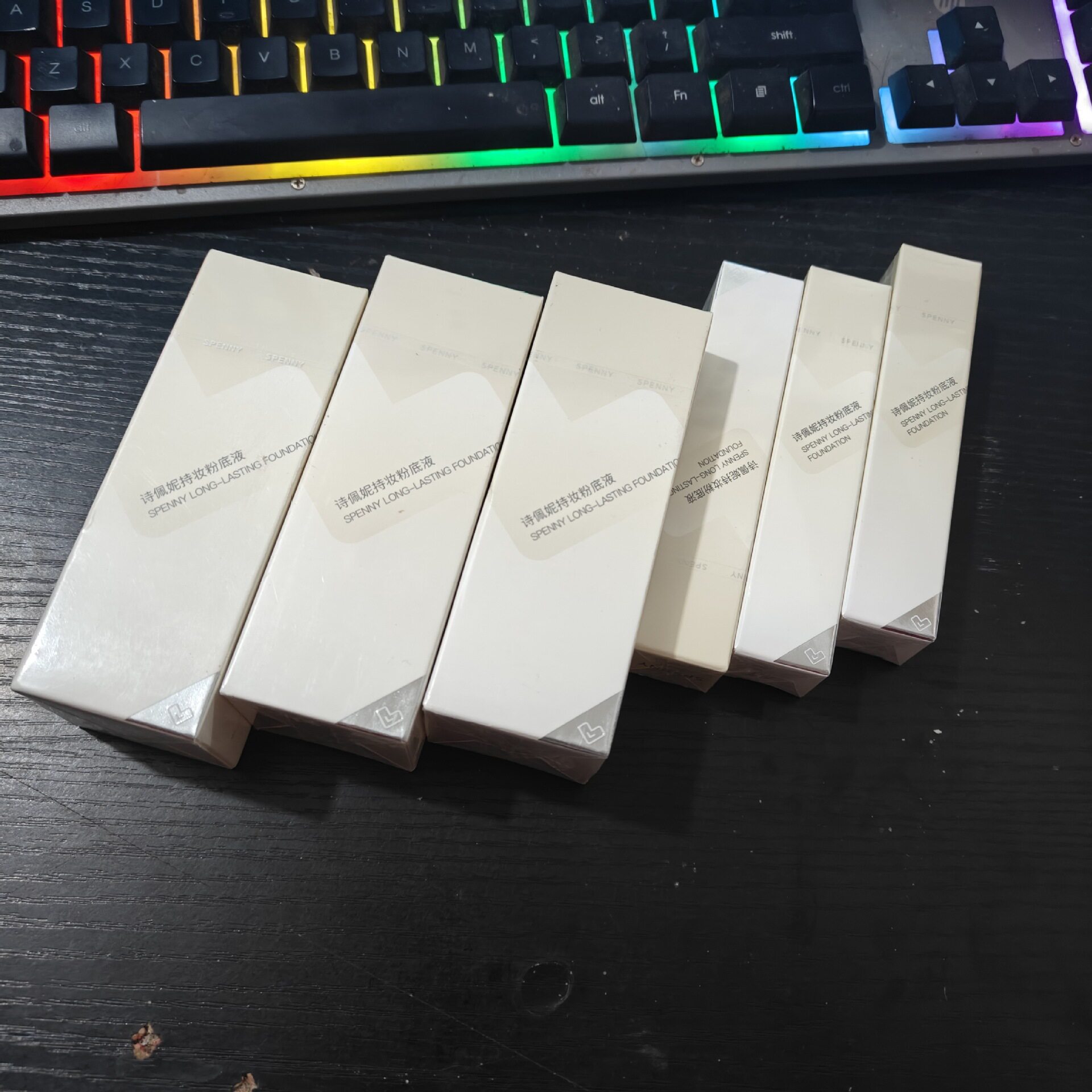 Poetry Penny Holding Makeup Foundation Liquid Concealer Lasting No Makeup Oil Skin Mixed Oil Control Foundation