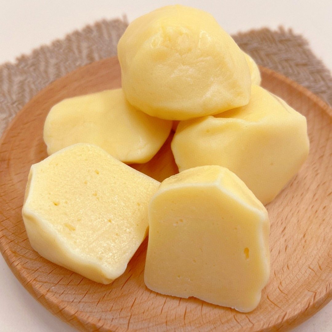 Xinjiang Xiyu Queen Camel milk handmade pimple 500g bagged TikTok same cheese wholesale dairy products