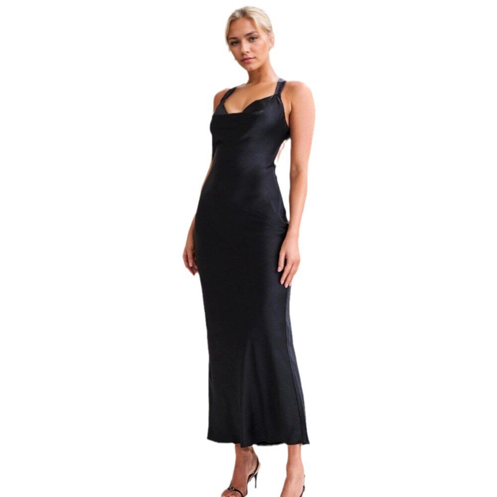 Elegant Backless Halter Maxi Dress Sexy Design Spring Summer Fashion Perfect for Parties and Events Wholesale
