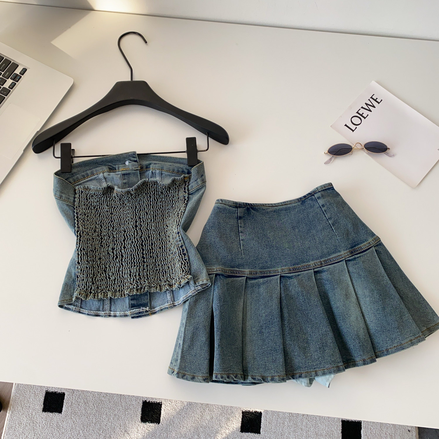 Vintage Denim Strapless Vest and Pleated Skirt Set Slim Fit Youthful Style Summer Wear Wholesale Available
