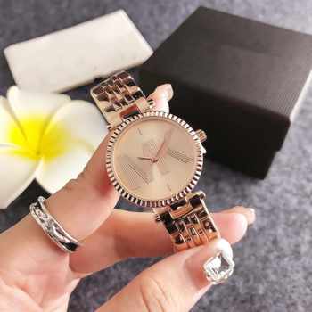 Watch with Mother-Of-Pearl Dial, Artistic Niche Women's Watch, Steel Strap, Round Temperament, Versatile, Simple, Light Luxury, Fashionable Quartz Watch