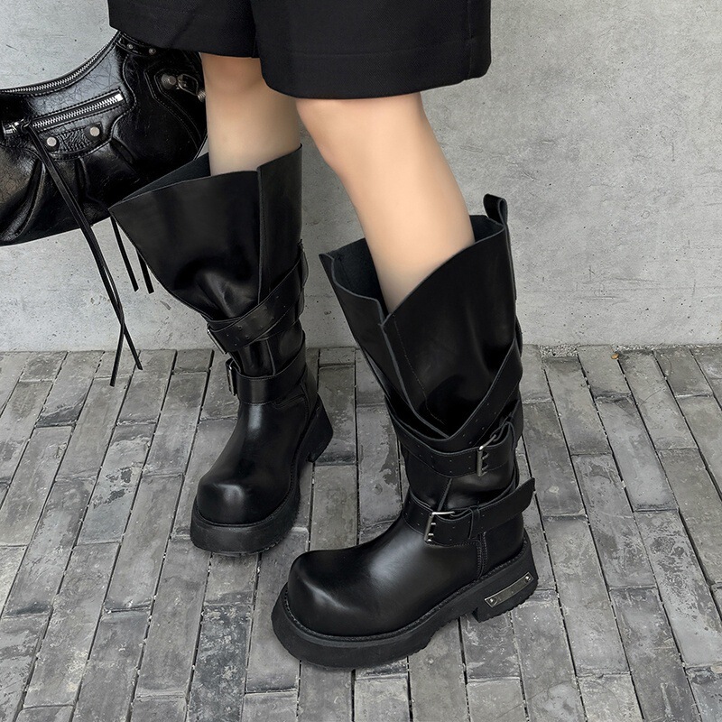 Boot nữ cổ cao da bò khóa thắt lưng đế dày — Màu đen