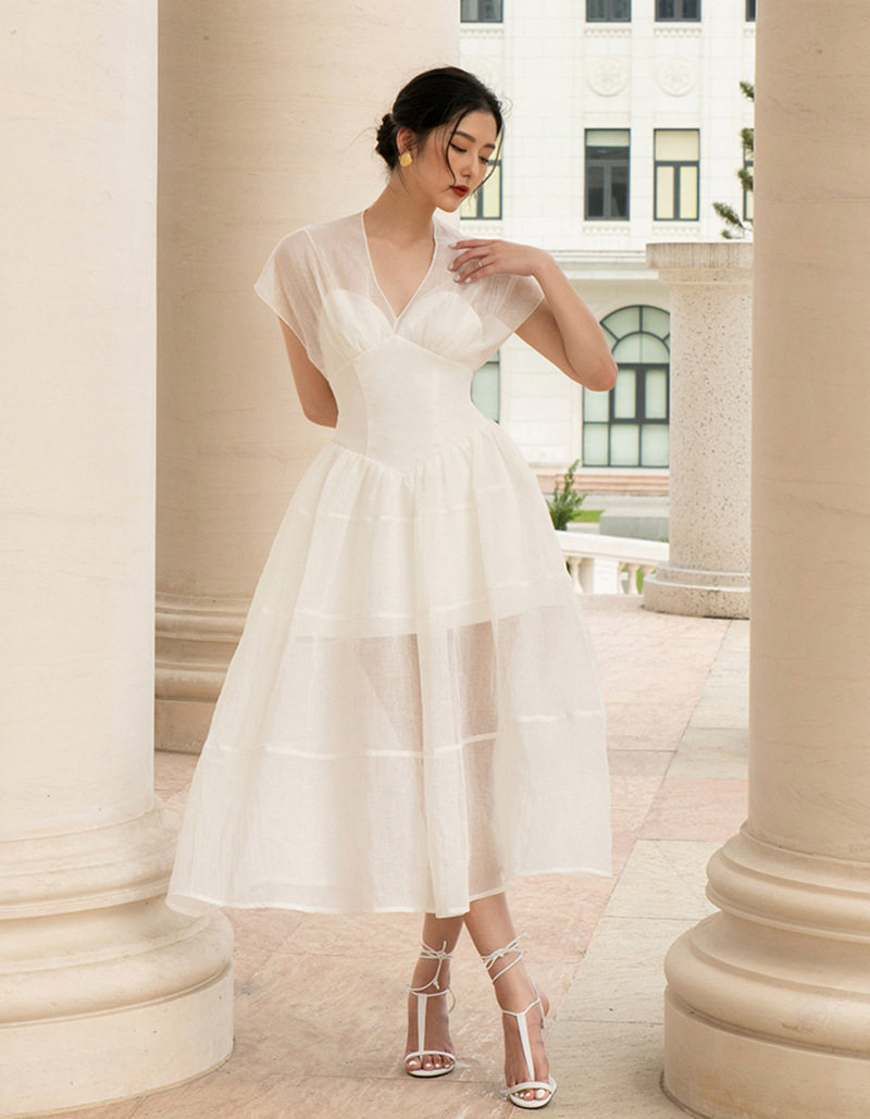 Áo croptop nữ tay raglan cổ chữ V kết hợp chân váy chữ A midi cạp cao — Trắng, Đen chi tiết 8