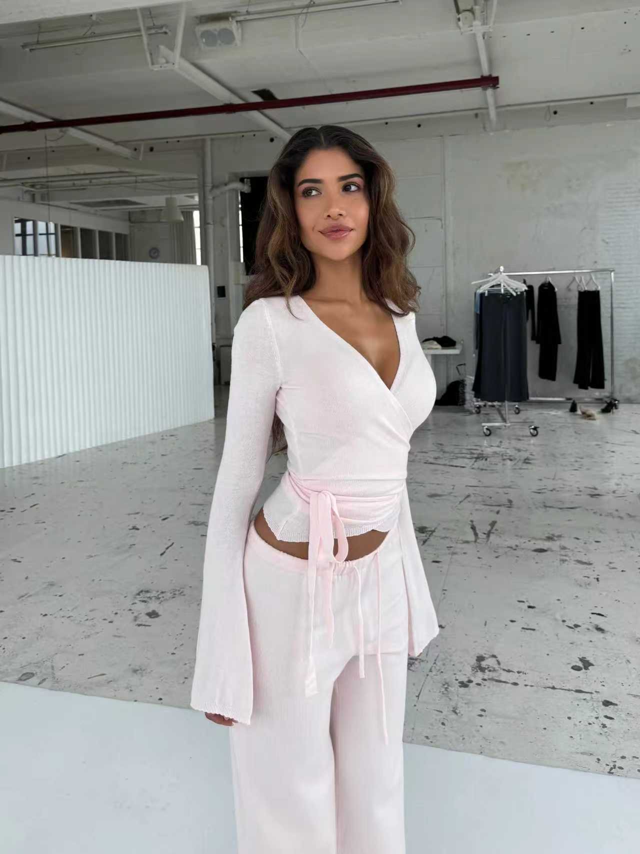Casual Bell Sleeve Top and Loose Pants Set Autumn Collection Comfortable Fit for Everyday Wear Wholesale Available