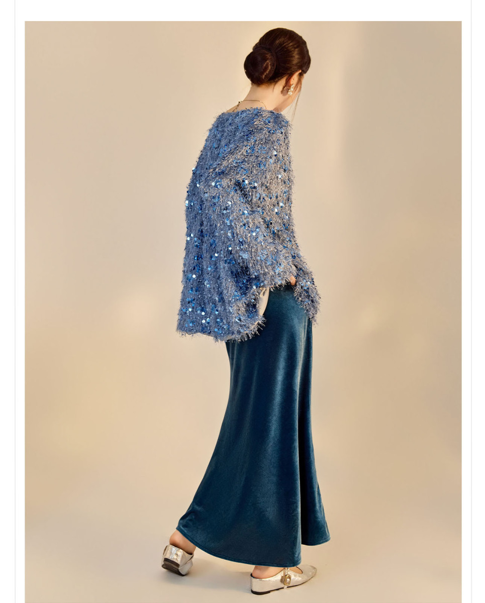 Set áo len dài tay cổ V đính sequin kèm chân váy nhung dài vừa — Váy màu lục lam (giao hàng trong 7 ngày), Váy màu lục lam (phát hành cùng ngày), Áo sequin (giao hàng trong 7 ngày), Áo sequin (giao hàng trong ngày)
