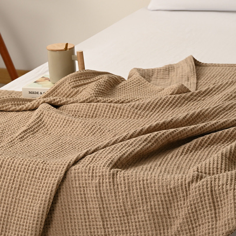 Customized Cotton Gauze Bedside Blanket Export Scandinavian Summer Sofa Towel Nap Air-Conditioning Blanket Pure Cotton Waffle Blanket