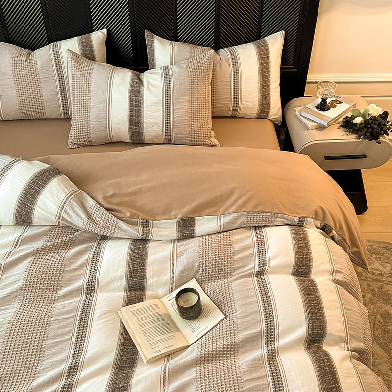 Autumn and Winter Class a Simple Cotton Brushed Bed Four-Piece Set Pure Cotton Thickeneded Yarn-Dyed Jacquard Quilt Cover Bed Sheetss and Fitted Bed Sheetss