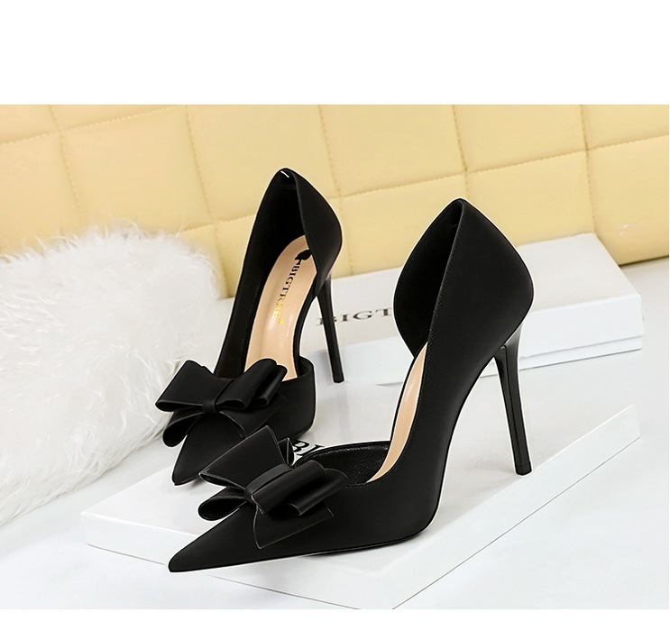 Giày cao gót nữ mũi nhọn gót siêu cao 10.5cm mặt lụa satin thắt nơ hở hông — Màu đen, Màu đỏ hoa hồng, Màu đỏ rượu, Màu hồng