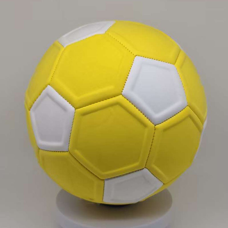 Manufacturer's Cross-Border Hot Selling Amazon Arc Curve Magic No. 4 3 Football Machine Sewn Indentation No. 5 Eva Spin Football