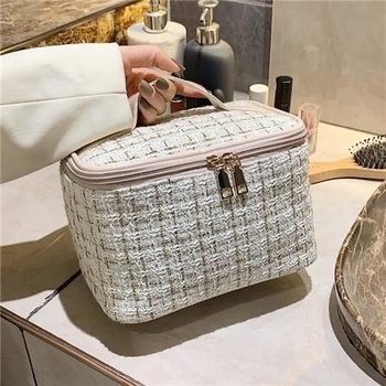 Small Chanel Style Large Capacity High-Level Cosmetic Bag Storage Wash Bag Travel Portable Storage Box Cosmetic Storage