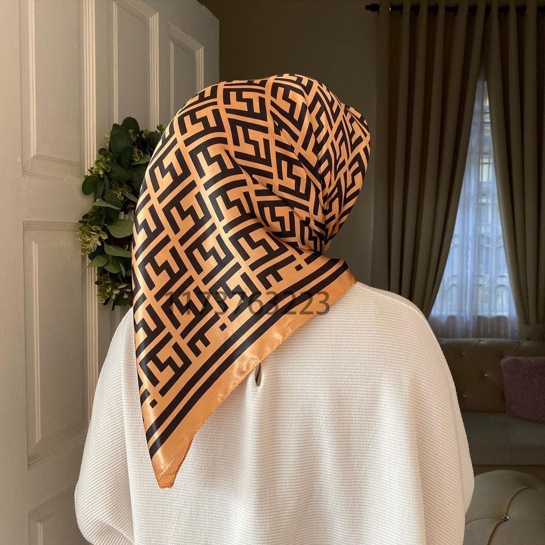 Malaysia shoppe satin satin 90*90cm large square letter printed silk scarf Satinbawal