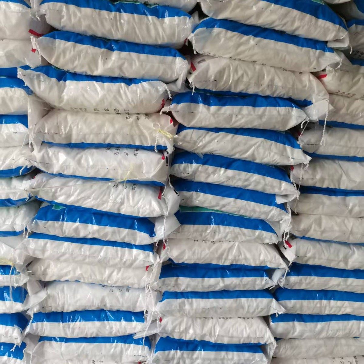 Medium Salt Soft Water Salt for Household and Commercial Water Softeners, Special Salt for Resin Backwash Regeneration, Universal Soft Water Machine