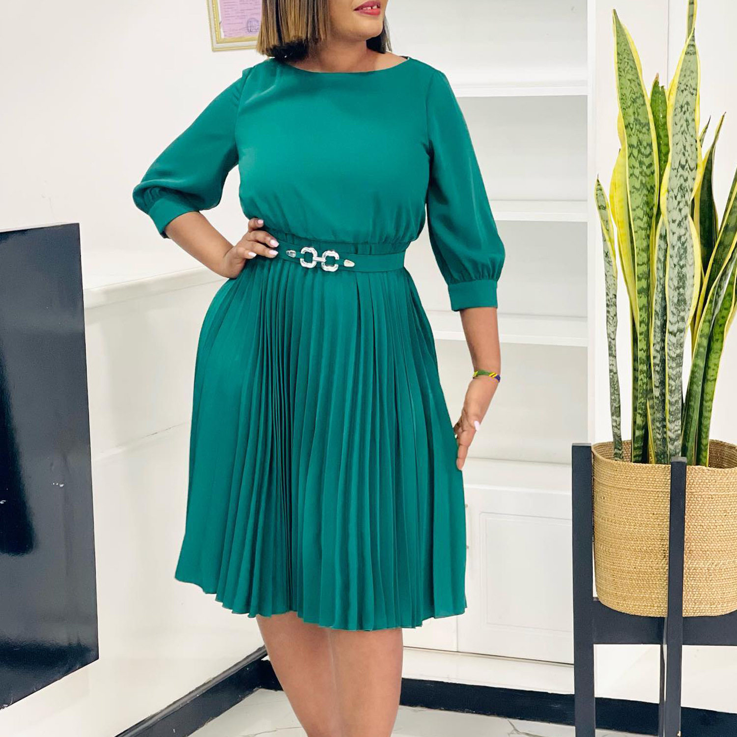 Elegant Womens African Dress Round Neck Three Quarter Sleeve Pleated Design Perfect for Parties and Events