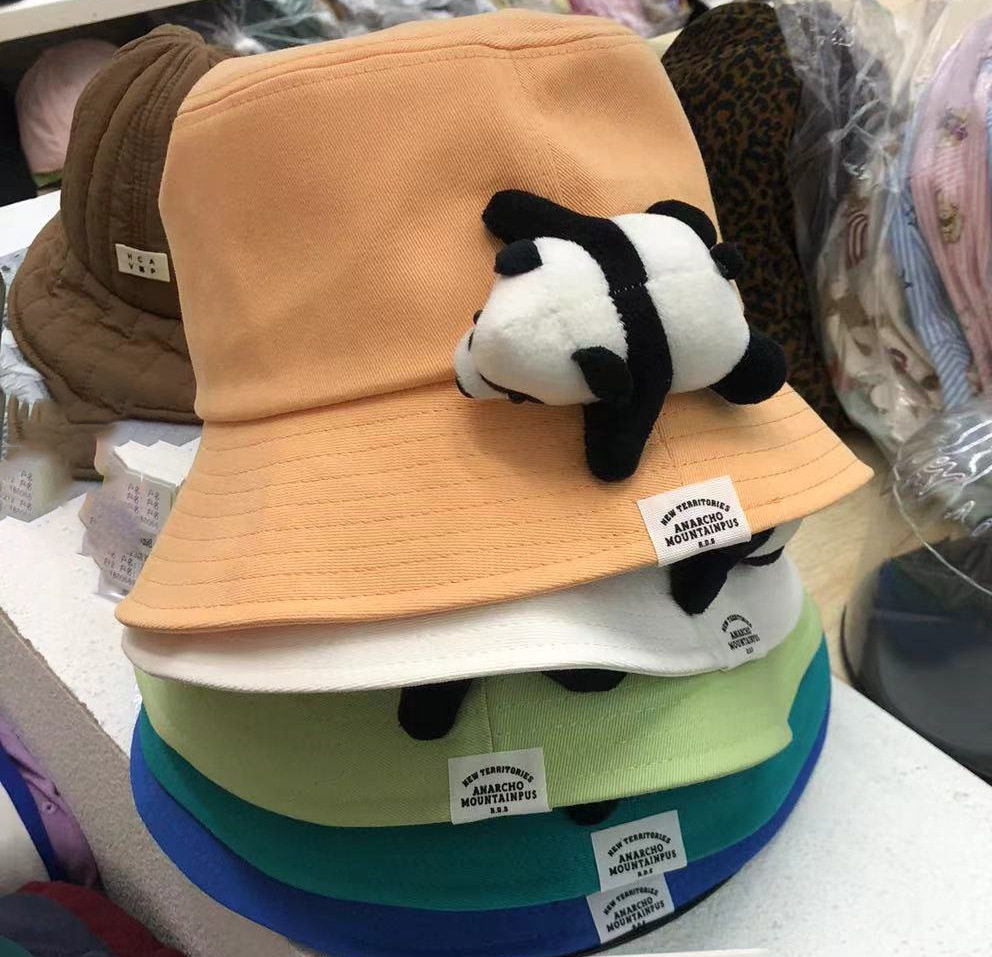 ダークグリーン