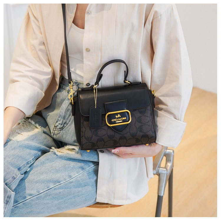 O1CN01kIkP3V1a0nM1XMLI5 !!2218817593268 0 cib