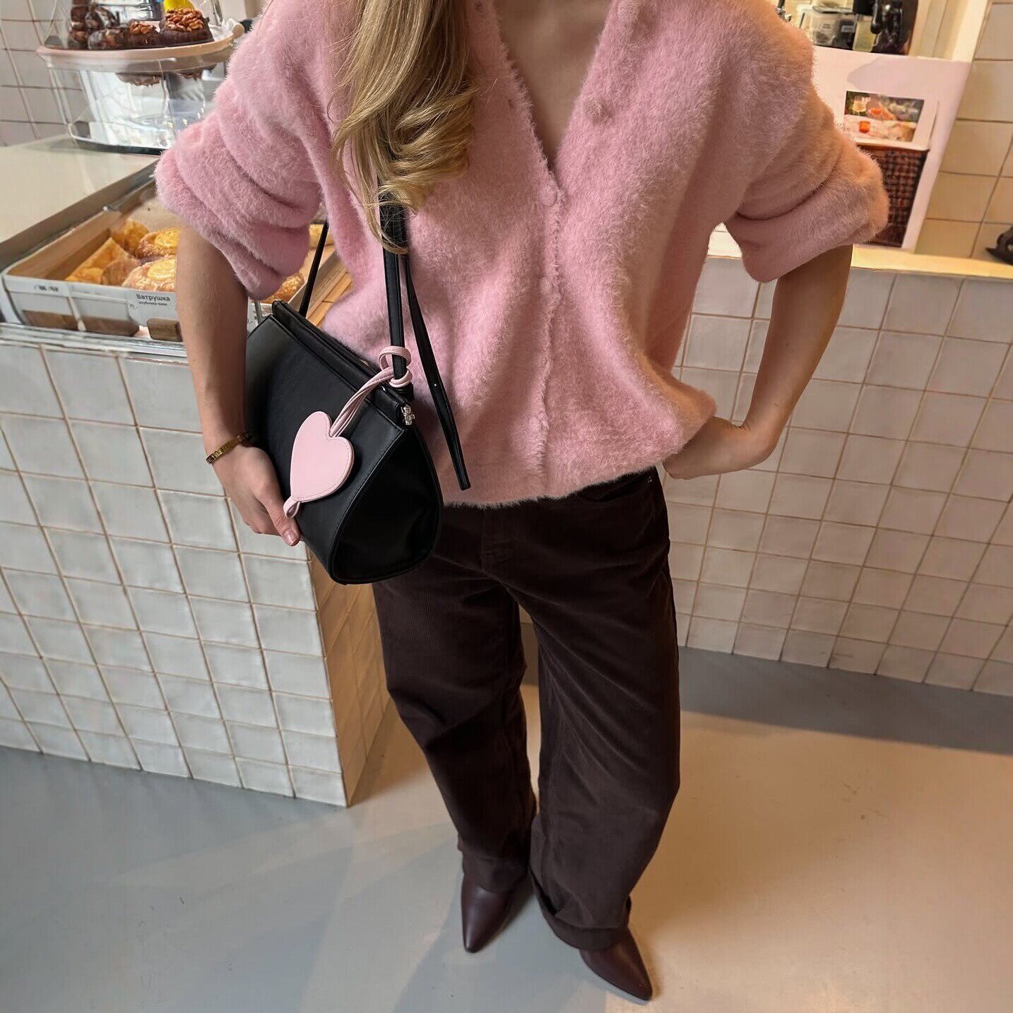 Womens Oversized Knit Cardigan Soft Faux Fur Round Neck Casual Style Versatile Sweater for Everyday Wear Wholesale