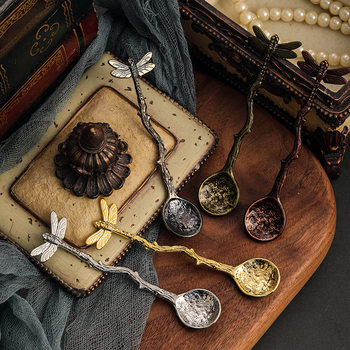 New Product Export Retro Palace Style Coffee Spoon Dragonfly Round Bowl Coffee Spoon Dessert Table Decorative Spoon Stirring Spoon
