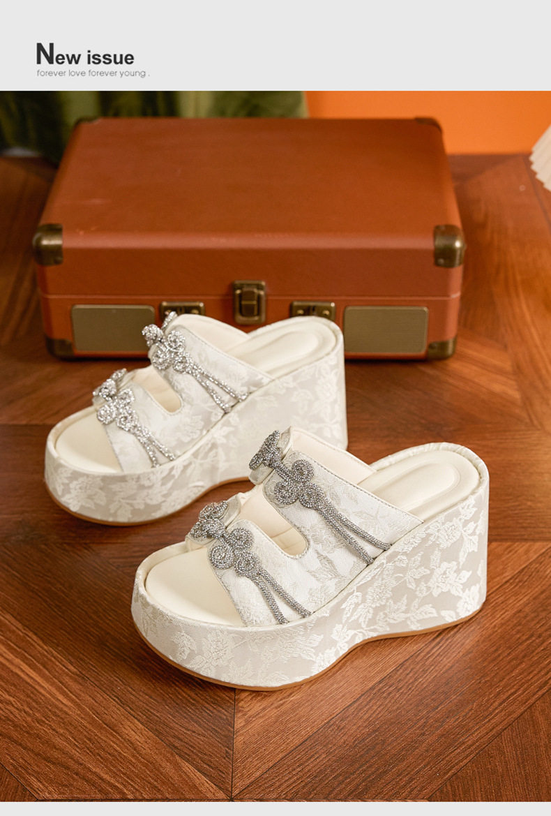 Sandal nữ quai chữ V đế TPU mềm mại, phong cách Trung Hoa thêu hoa — Len tinh khiết, Xanh lá, Đen chi tiết 12