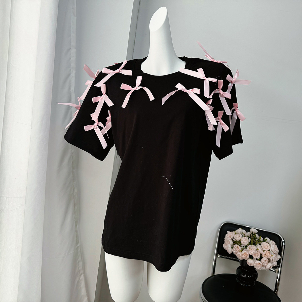 Loose Fit Short Sleeve T Shirt Cute Ribbon Bow Design Soft Cotton Fabric Casual Style Perfect for Everyday Wear
