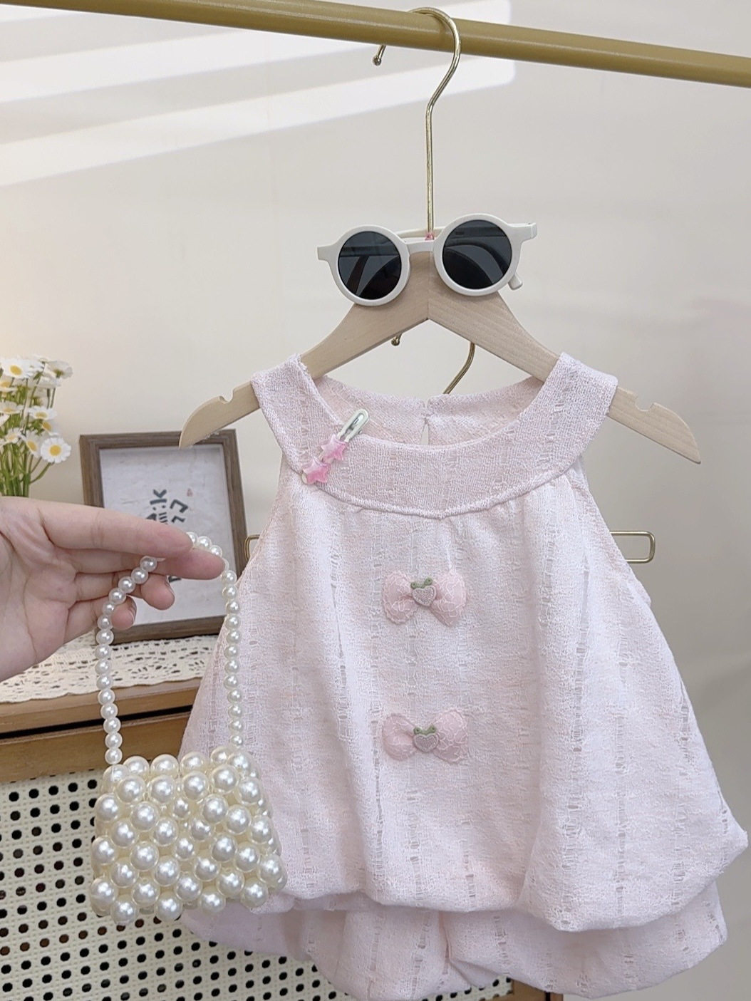 French Retro 3D Butterfly Decor Sleeveless Halter Top, Girls' Summer Designer Skirt Set with Floral Bag