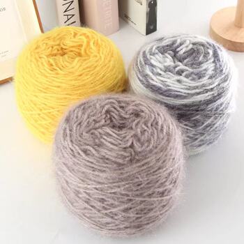 Squirrel velvet hand-knitted wool 3 two big ball knitted hat scarf line coat medium thick long wool bright silk thread factory wholesale