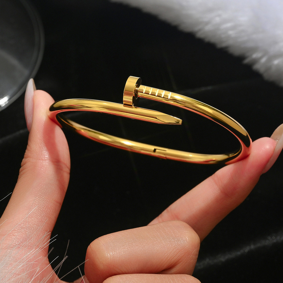 欧美热卖时尚不锈钢金色手镯不易褪色18K不锈钢首饰gold bangles