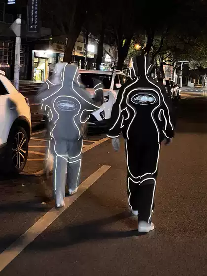 Trendy brand summer fluorescent solid color hooded jacket men's sports and leisure set hook one piece dropshipping 8132