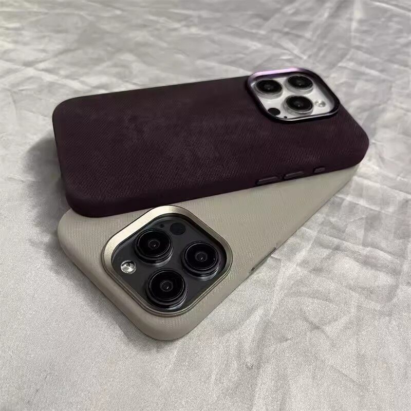 Flannel Fiber Cloth Texture Apple 17 Magnetic Phone Case Suitable for iPhone 16 Skin-Feel Anti-Fall Protective Cover Wholesale