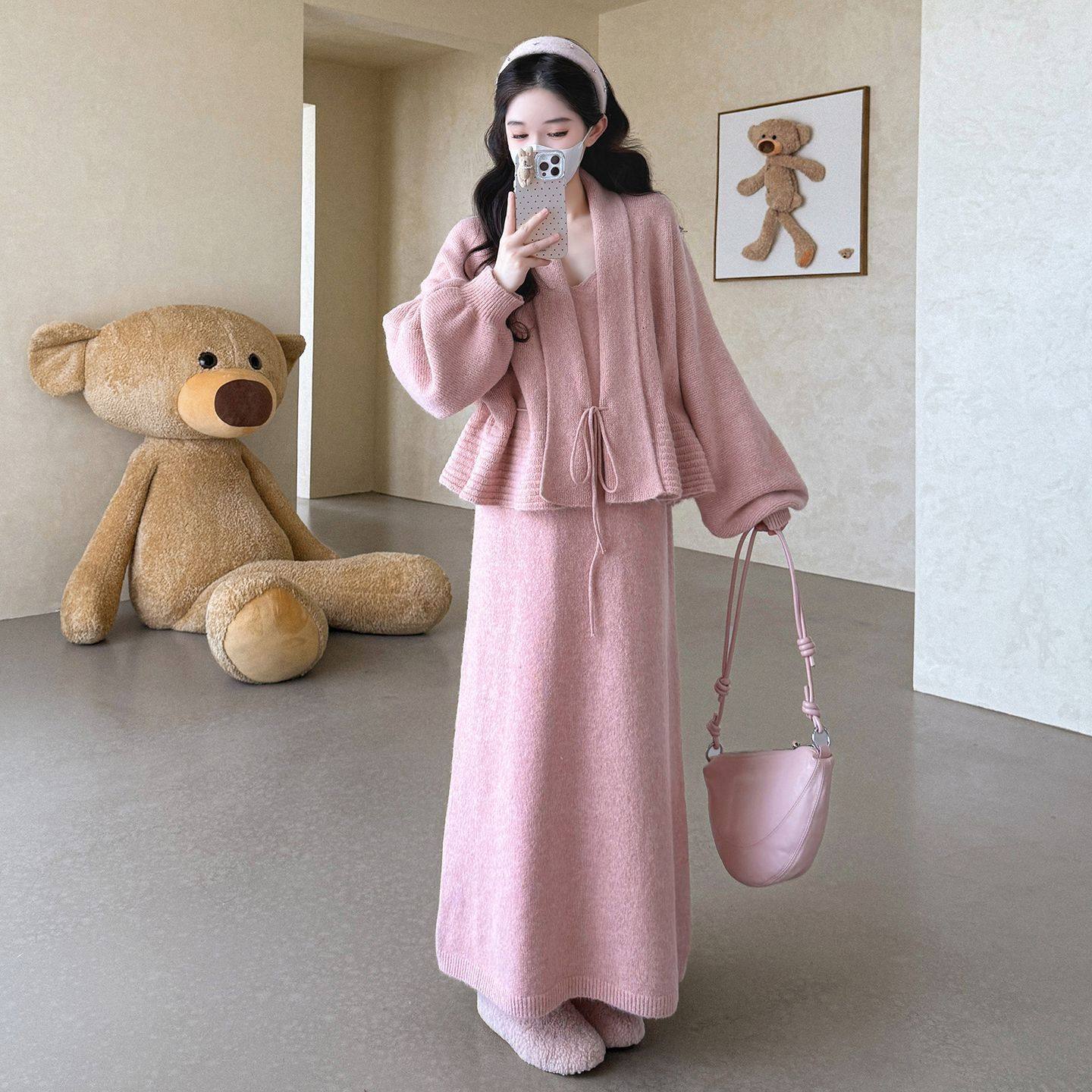 Maternity Suit Autumn and Winter Fashion Suit Trendy Mom Style Knitted Suspender Jacket Dress Maternity Two-Piece Suit