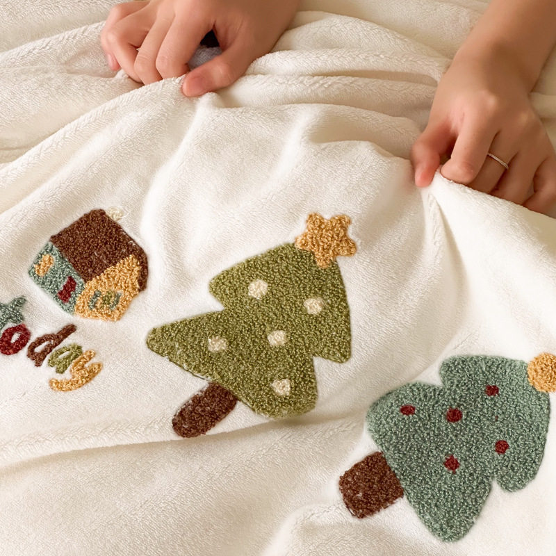 High Weight Milk Velvet Cartoon Towel Embroidered Four-Piece Set Double-Sided Velvet Anti-Static Coral Velvet Quilt Cover Kidsren's Three-Piece Set