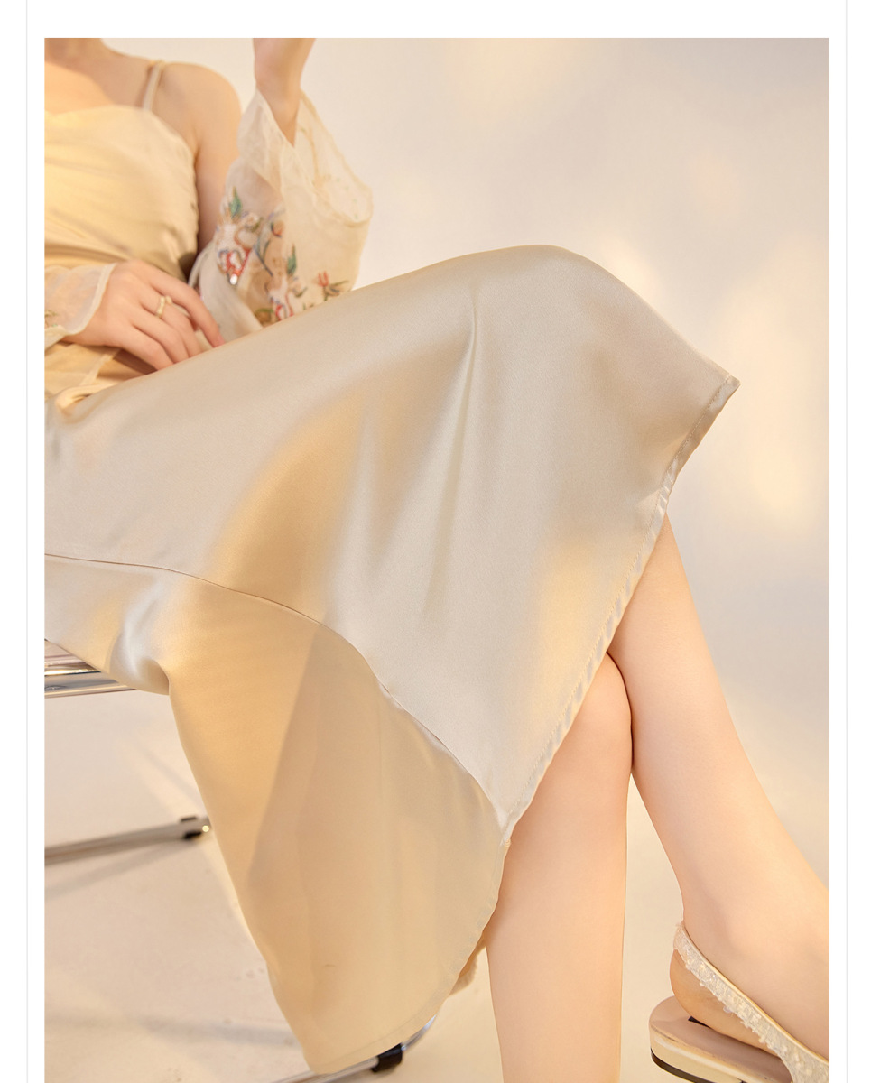 Đầm dây dài nữ cổ chữ V dáng chữ A cạp cao phong cách quý phái — Bột hoa đào (Giao hàng trong 7 ngày), Bột Tao Yao (phát hành trong cùng ngày), Màu hoa mai sen (giao hàng trong 7 ngày), Màu hoa mai sen (phát hành cùng ngày)