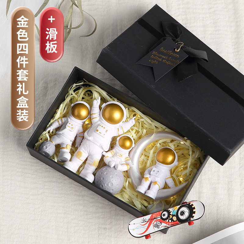 宇航员摆件小太空人模型树脂工艺品家居桌面装饰品情人节生日礼物