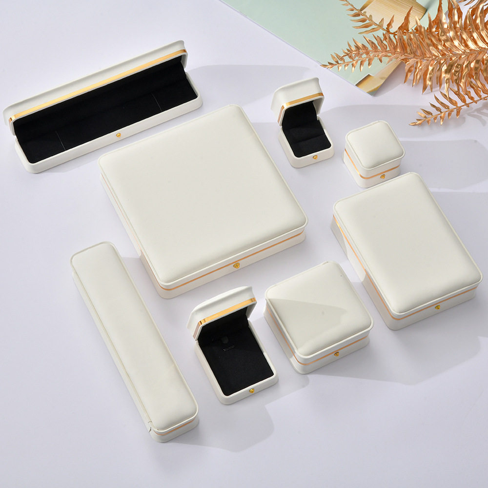 in stock Supply High-end Phnom Penh Jewelry Box Jewelry Box Gift Packaging Box Ring Pendant Bracelet Necklace Pearl Box